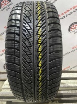 Goodyear UltraGrip 8 Performance R18 225/40