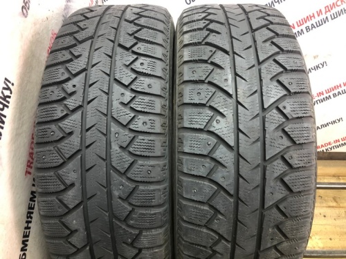 Bridgestone Cruiser 7000 R17 215/60