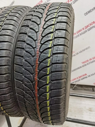 Bridgestone Blizzak LM-80 R16	215/70