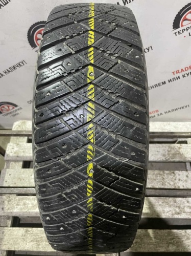 Goodyear UltraGrip Ice Arctic SUV R15 205/70