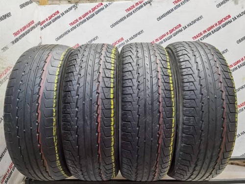 Kumho Road Venture ST R17	235/65