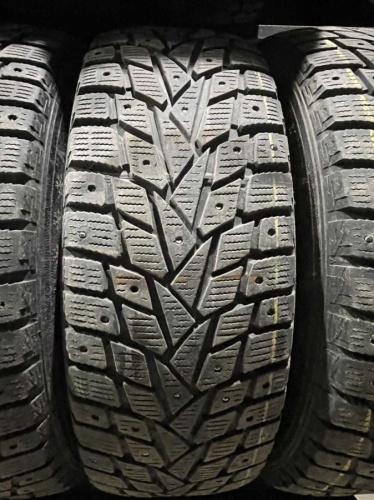 Dunlop Grandtrek Ice 02 R18 235/65