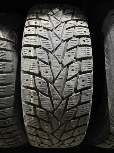 Dunlop Grandtrek Ice 02 R18 235/65