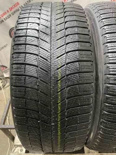 Michelin X-Ice XI3 R17 235/55