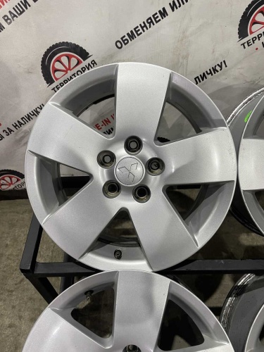 Диски литые Mitsubishi R16 5*114.3